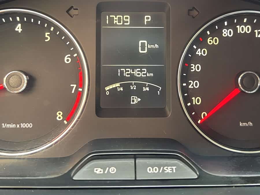 Volkswagen Lavida 2014 car image #16