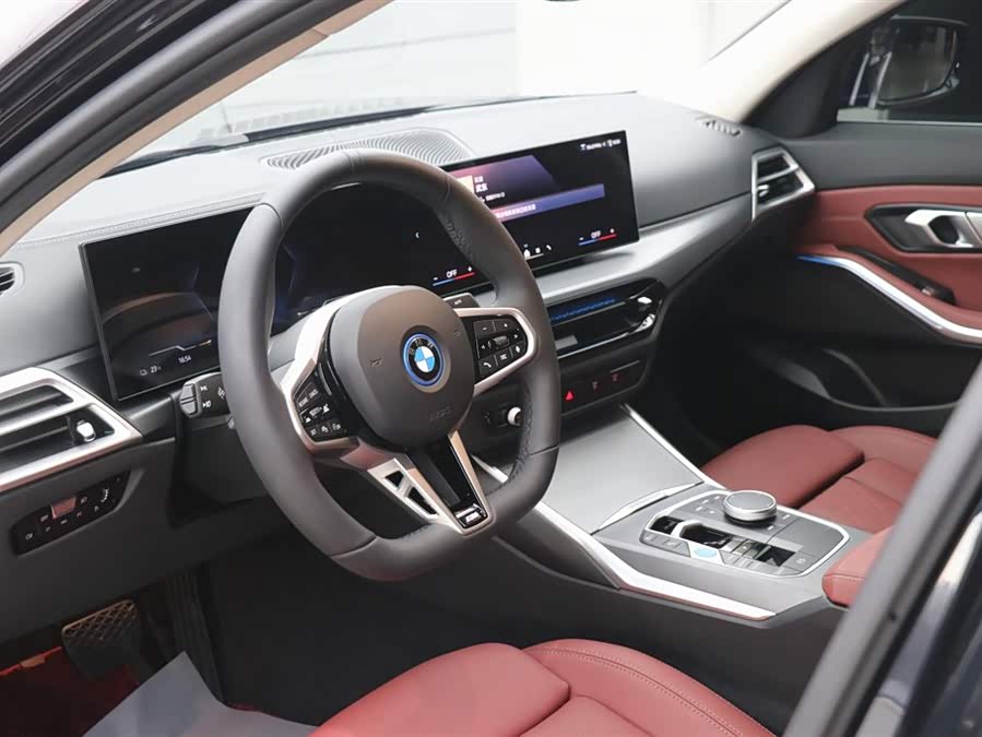 BMW i3 2024 car image #16