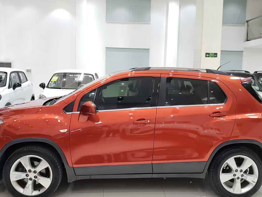 Chevrolet Tracker 2015 #16 Chevrolet Tracker 2015 immagine di auto #16
