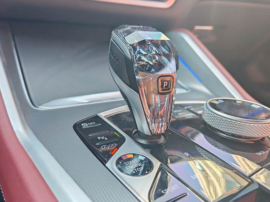 BMW X6 2023 car image #16