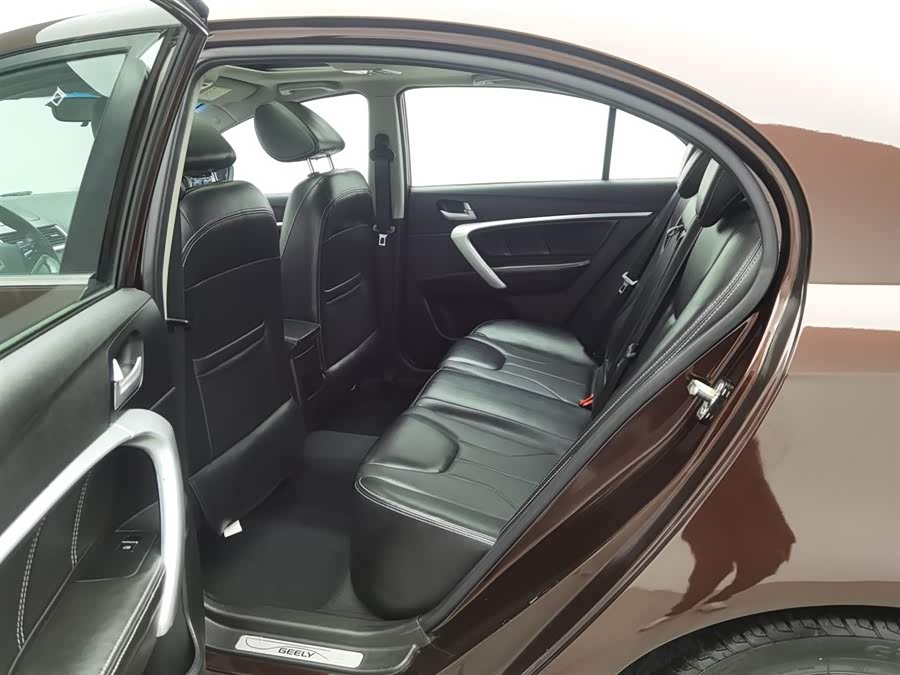 GEELY Emgrand 2016 car image #16