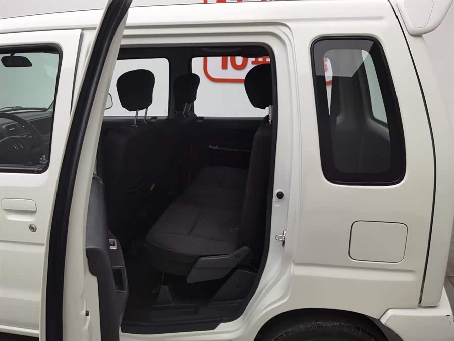 Suzuki Wagon R 2017 صورة سيارة #16