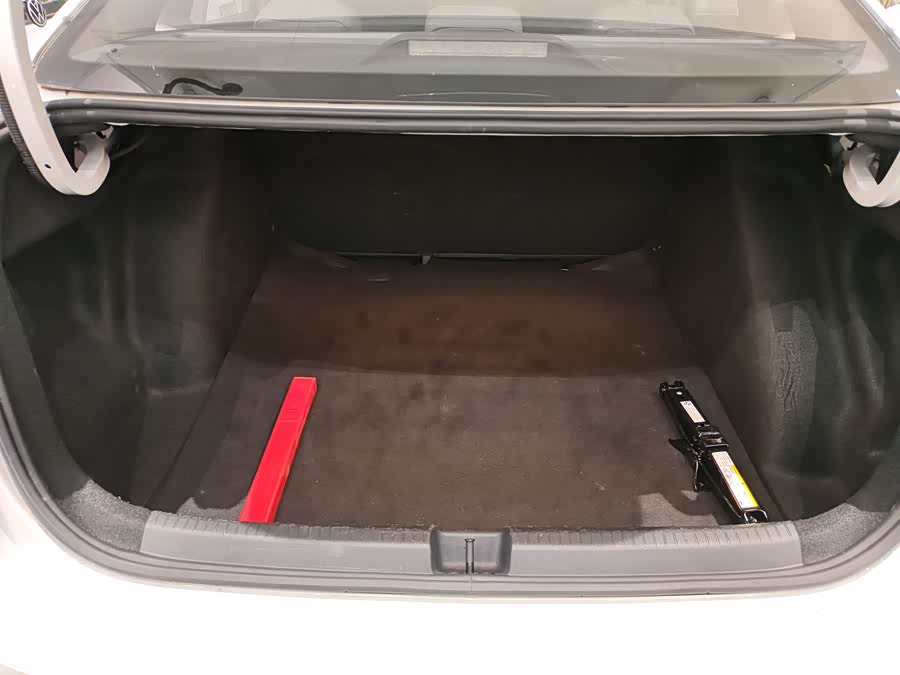Volkswagen Lavida 2023 car image #16
