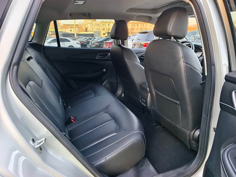 荣威 荣威Ei5 2019 汽车图片 #16