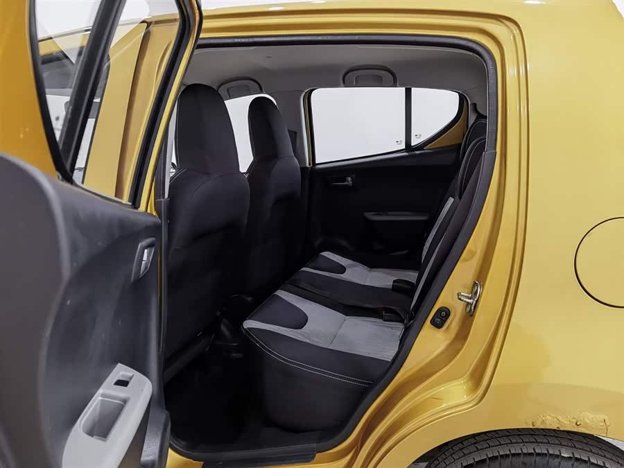 Suzuki Alto 2014 car image #16