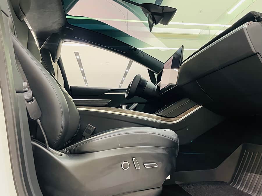 特斯拉 Model X 2023 汽车图片 #16