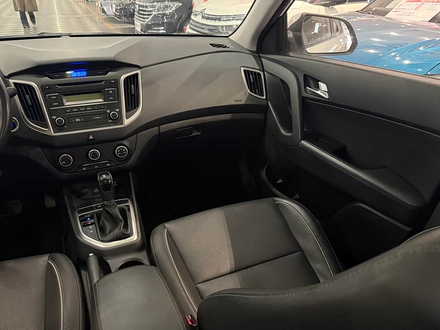 Hyundai ix25 2016 #16 Hyundai ix25 2016 car image #16
