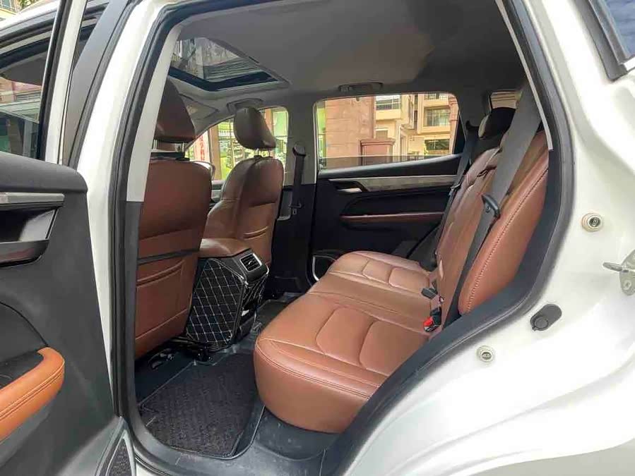 GEELY Vision X6 2022 car image #16