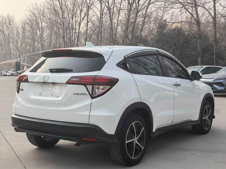 Honda VEZEL 2022 #16 Honda VEZEL 2022 car image #16