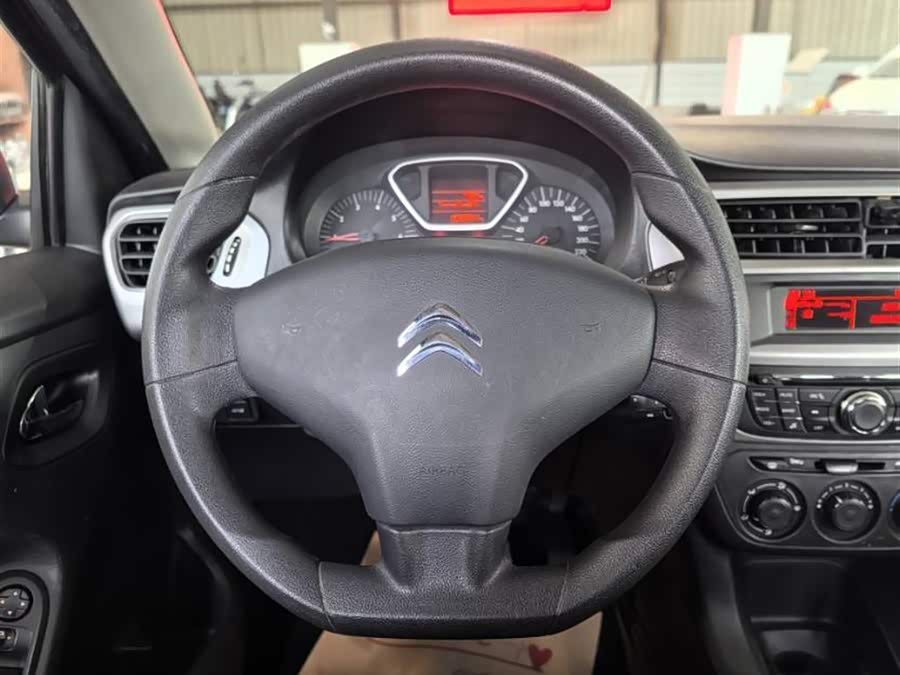 Citroen C-Elysée 2015 immagine di auto #16