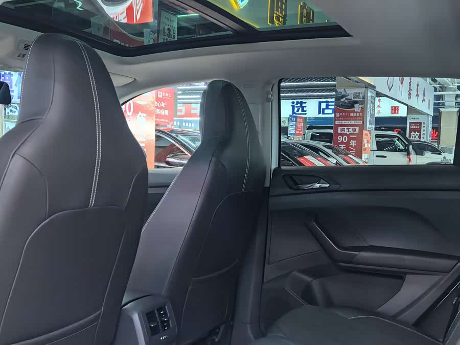 Volkswagen T-Cross 2021 car image #16