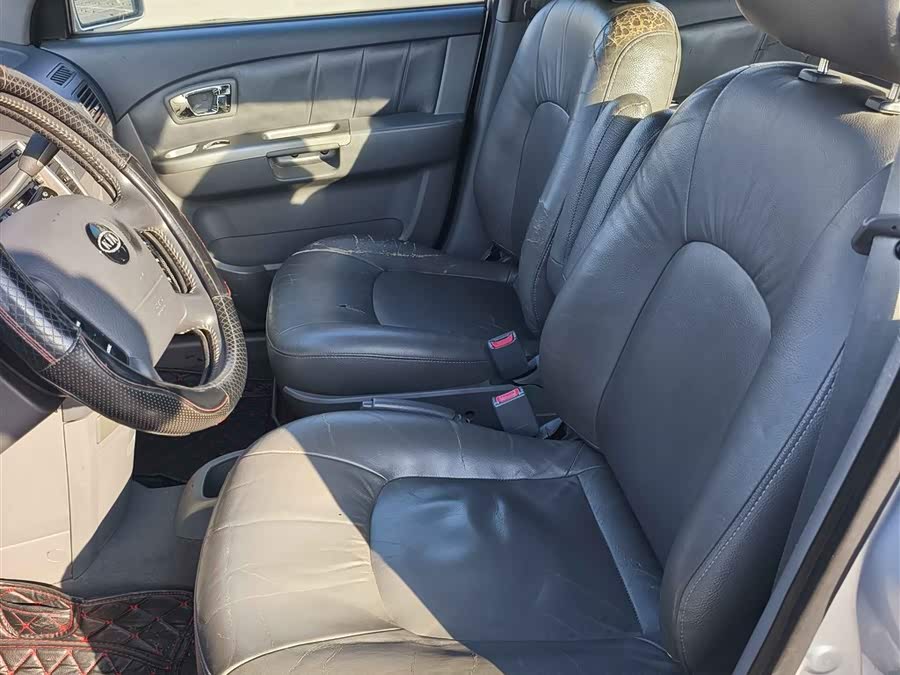 起亚 佳乐 2006 汽车图片 #16