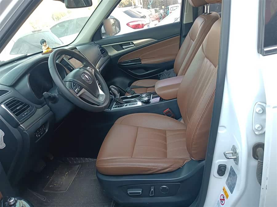 Changan CS95 2018 car image #16