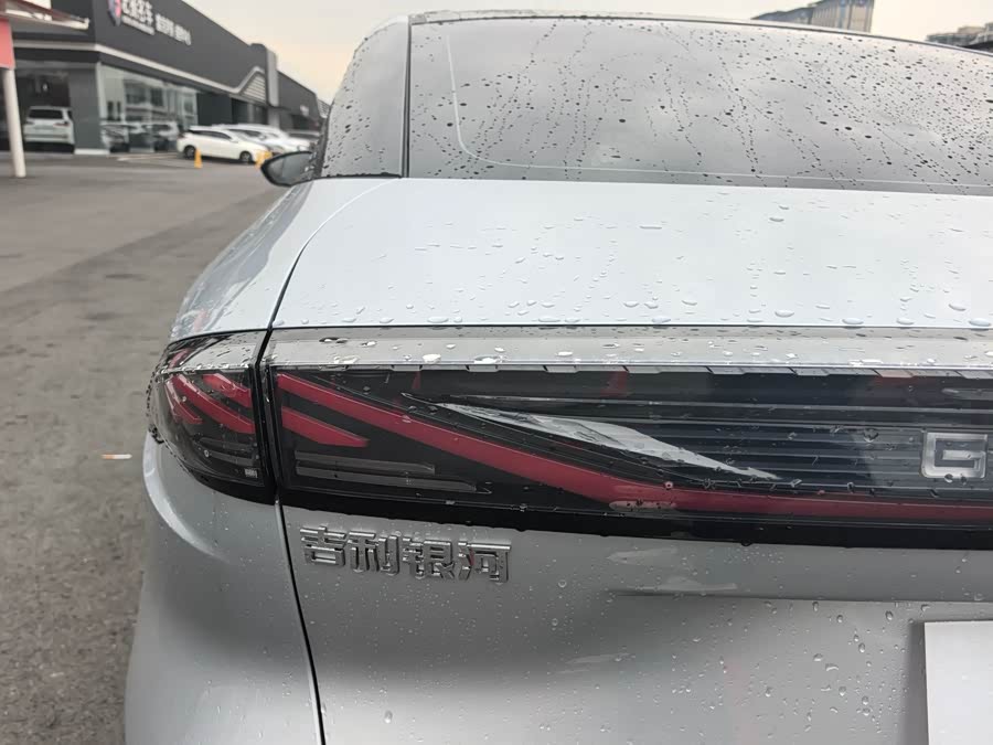 GEELY 2025 car image #16