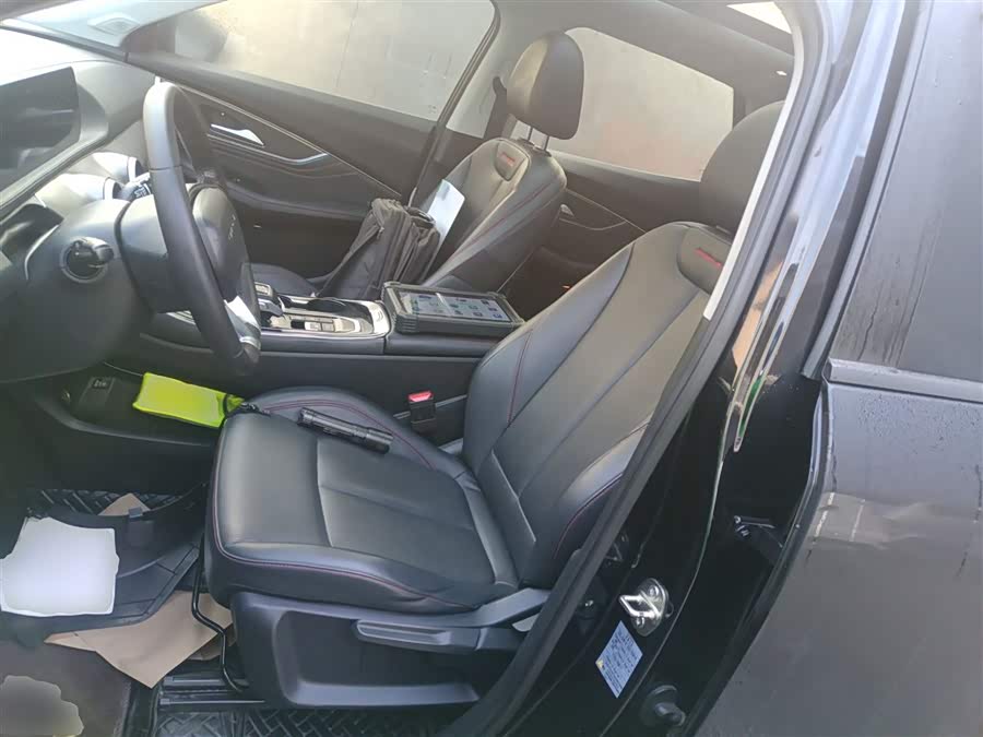 Forthing T5 EVO 2021 car image #16
