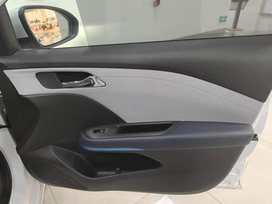 Chevrolet Monza 2023 car image #16