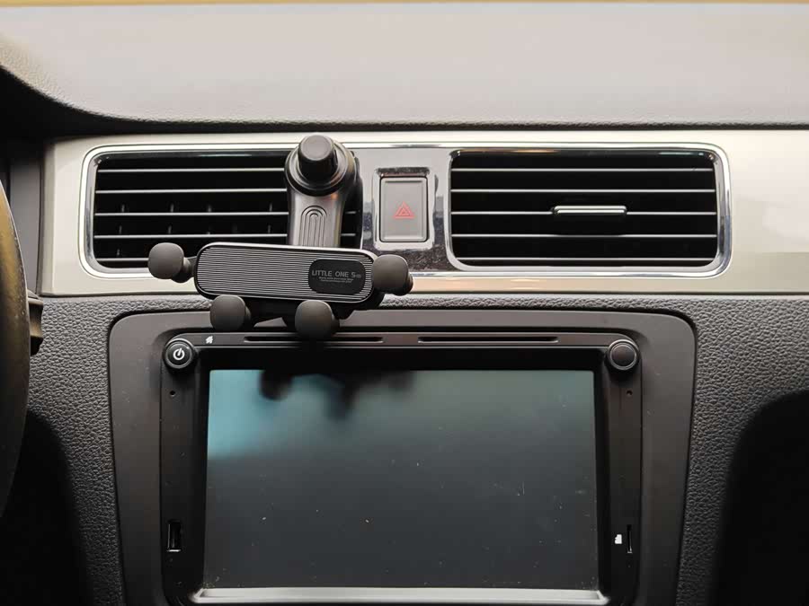 Skoda Rapid Spaceback 2019 car image #16