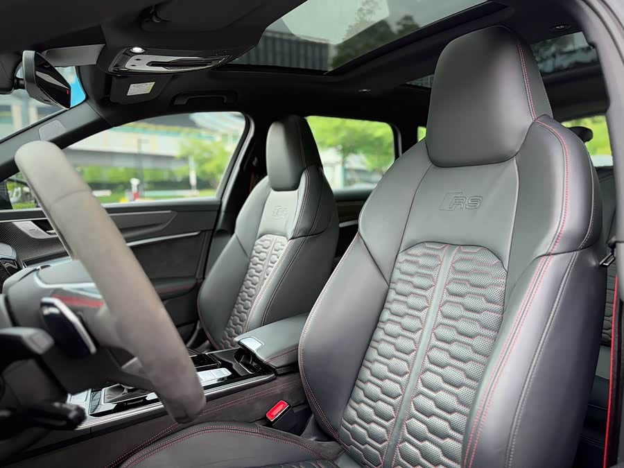 Audi RS 6 2023 car image #16