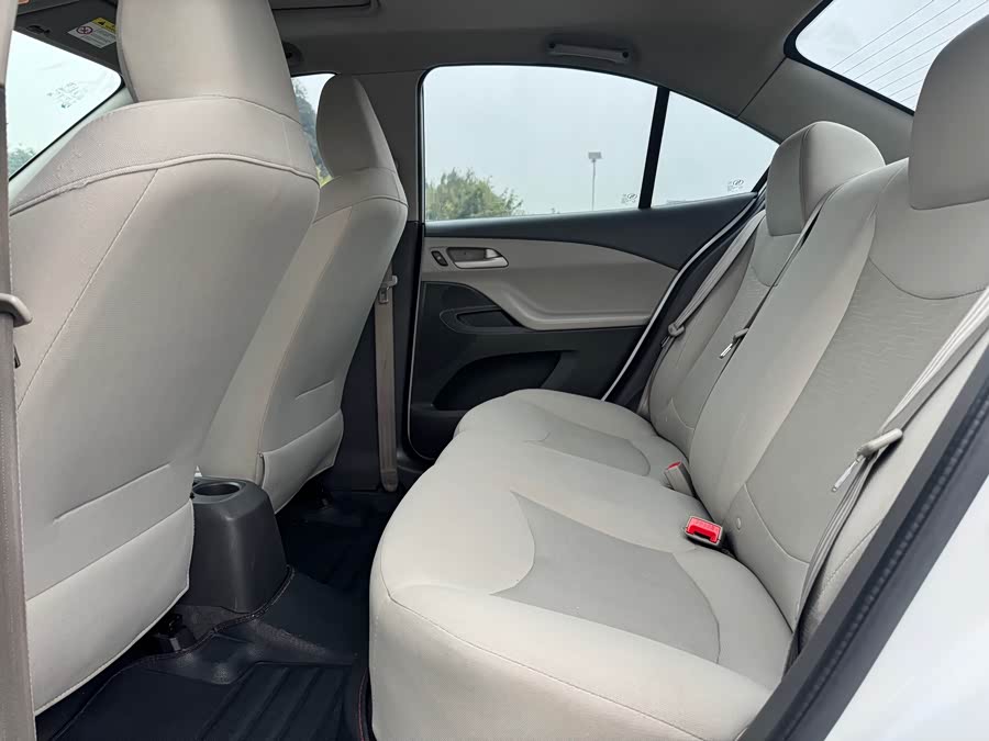 Chevrolet Sail 2015 immagine di auto #16