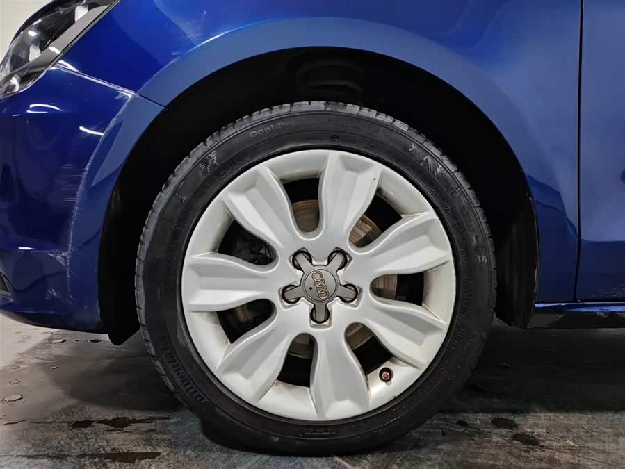 Audi A1 2014 car image #16