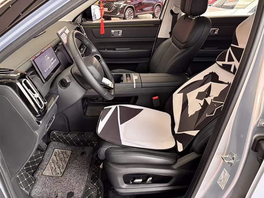 Chery Exploration 06 C-DM 2025 car image #16