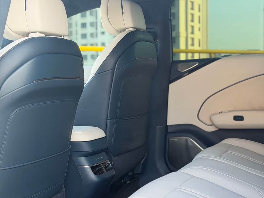 Zeekr 007 2024 immagine di auto #16