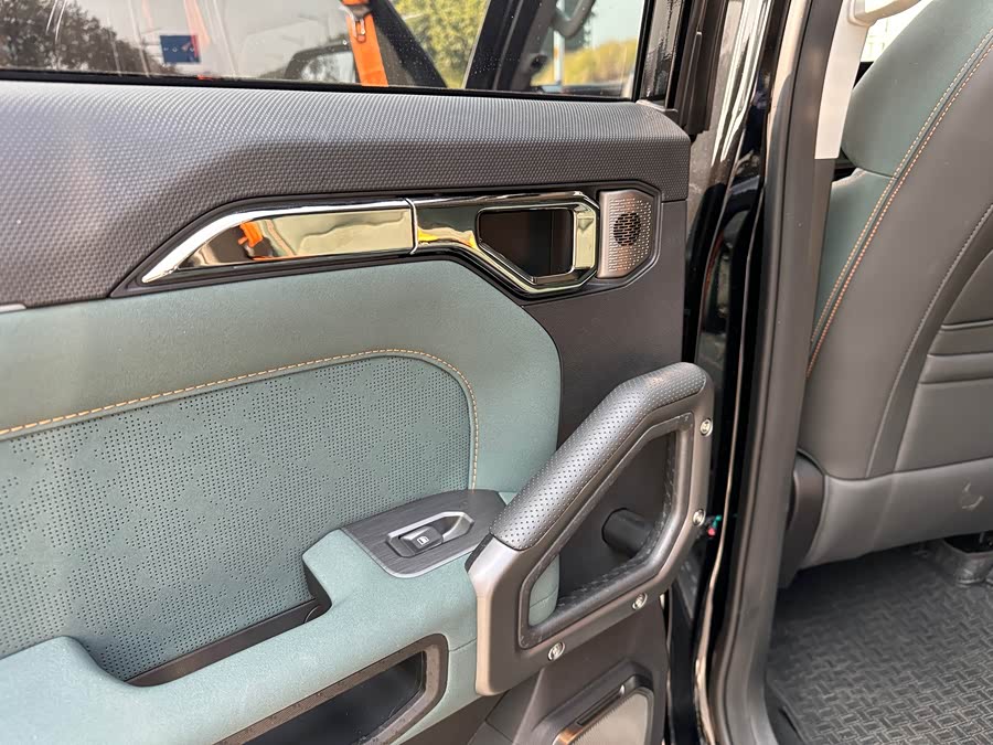Jetour Traveller 2023 car image #16