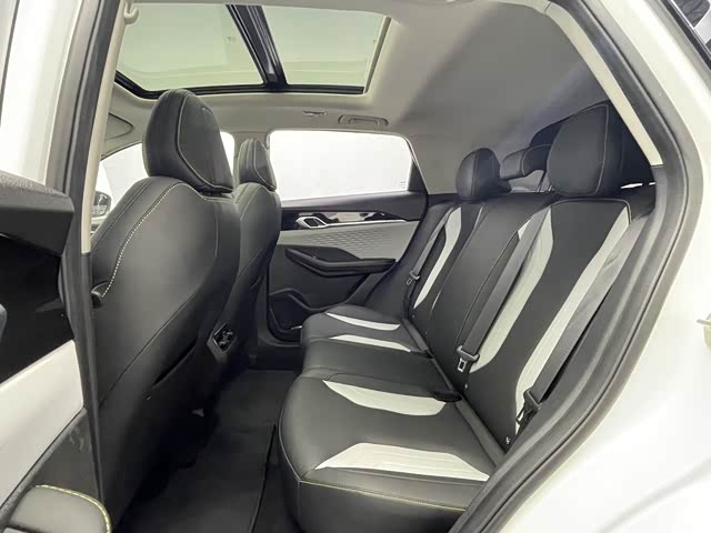 GEELY Coolray 2022 #16 GEELY Coolray 2022 car image #16