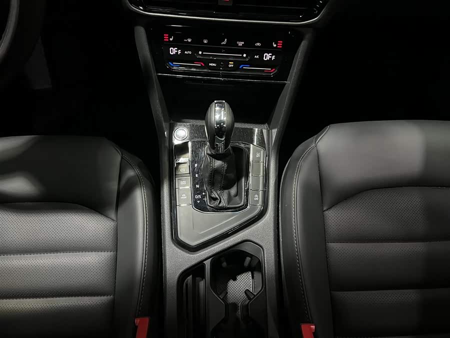 Volkswagen Tharu 2021 #16 Volkswagen Tharu 2021 car image #16
