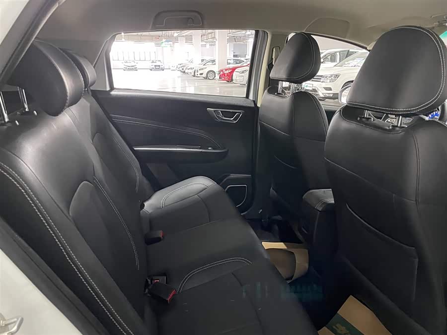 GEELY Vision X3 2019 изображение автомобиля #16