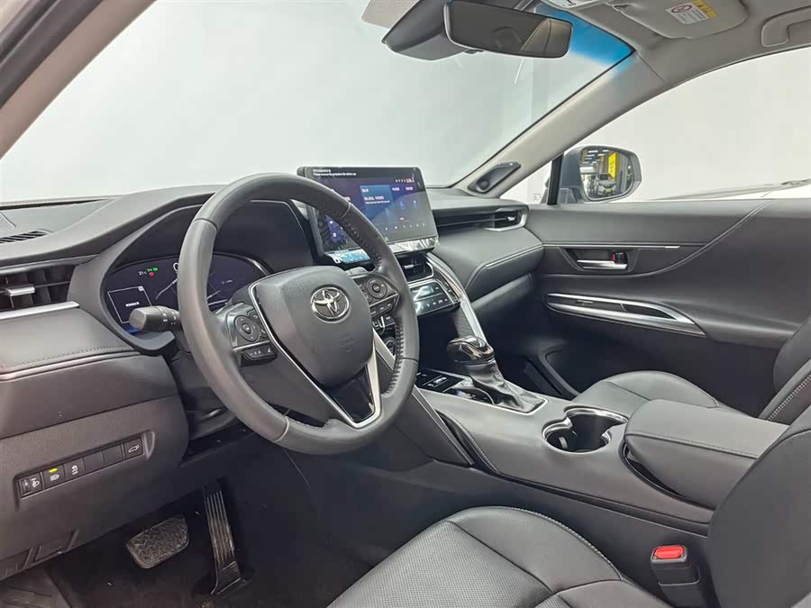 Toyota Venza 2023 #16 Toyota Venza 2023 car image #16