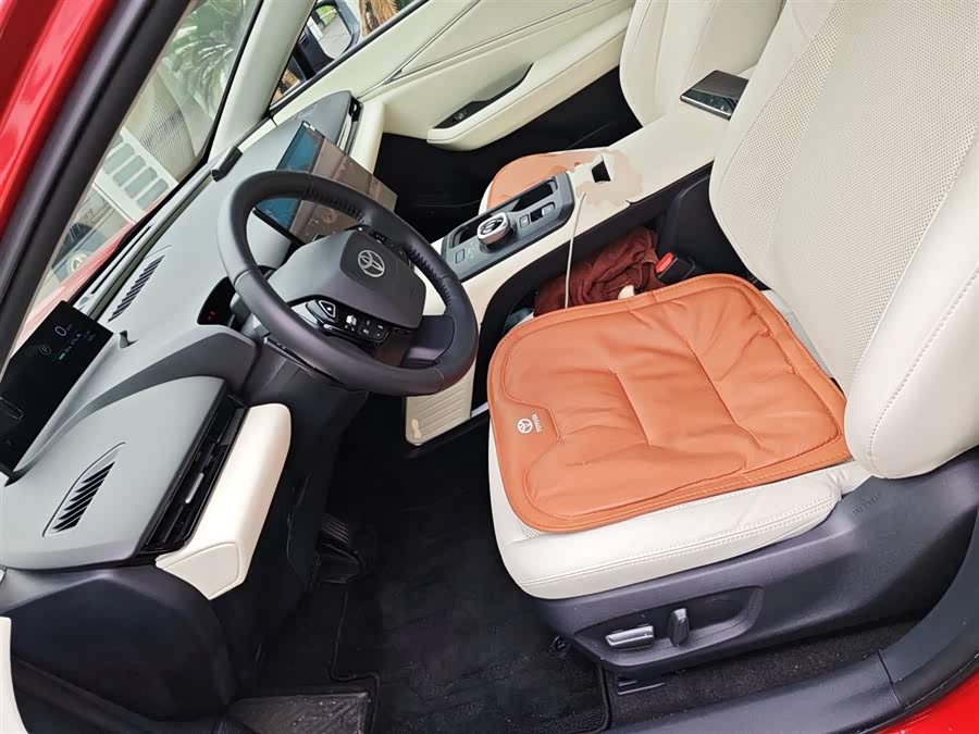 Toyota bZ5 2025 car image #16