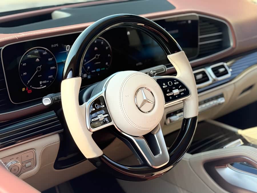 Mercedes-Benz GLS Class 2023 car image #16