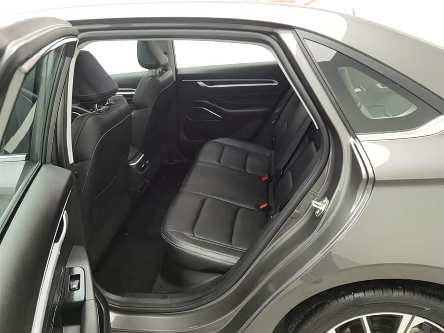GEELY Emgrand 2023 car image #16