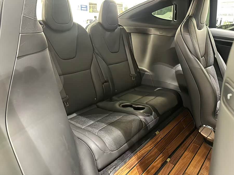 Tesla Model X 2018 #16 Tesla Model X 2018 car image #16