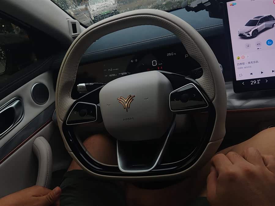 Neta L 2024 #16 Neta L 2024 изображение автомобиля #16