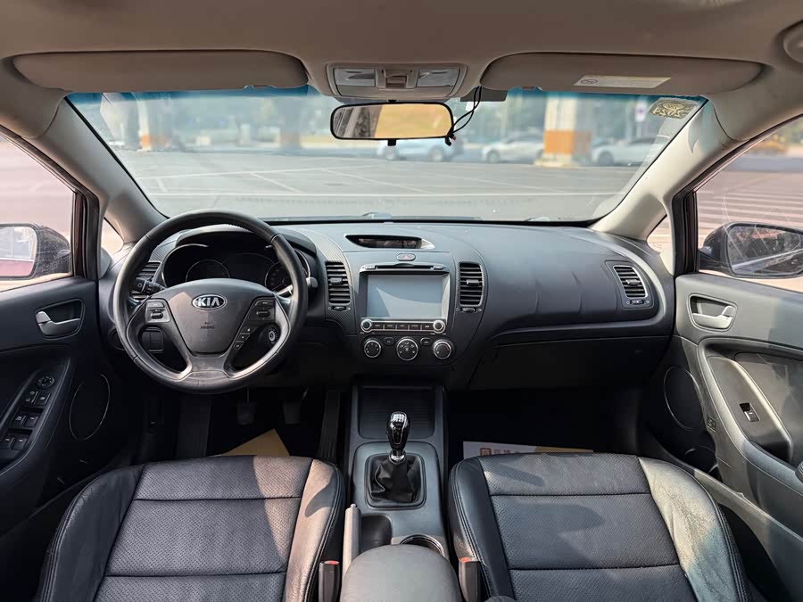 Kia K3 2014 car image #16