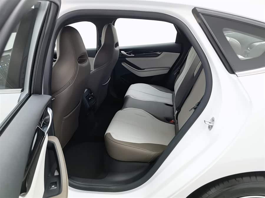 BYD Qin Plus 2025 صورة سيارة #16