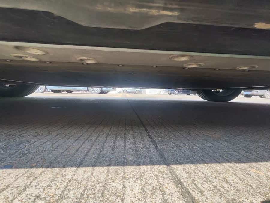 极氪 极氪MIX 2024 汽车图片 #16