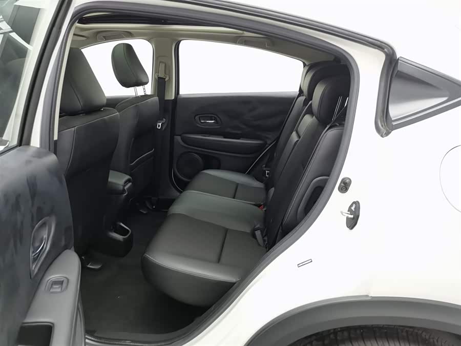 Honda VEZEL 2022 #16 Honda VEZEL 2022 car image #16