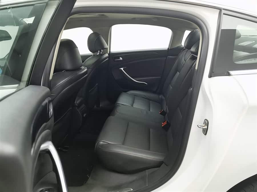 Citroen C5 2014 car image #16