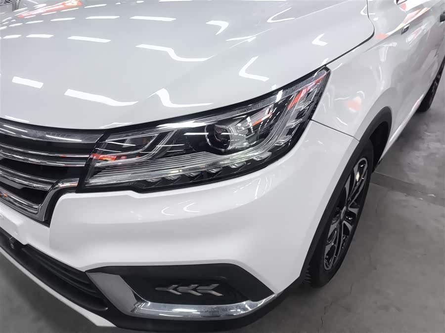 Roewe RX3 2020 изображение автомобиля #16