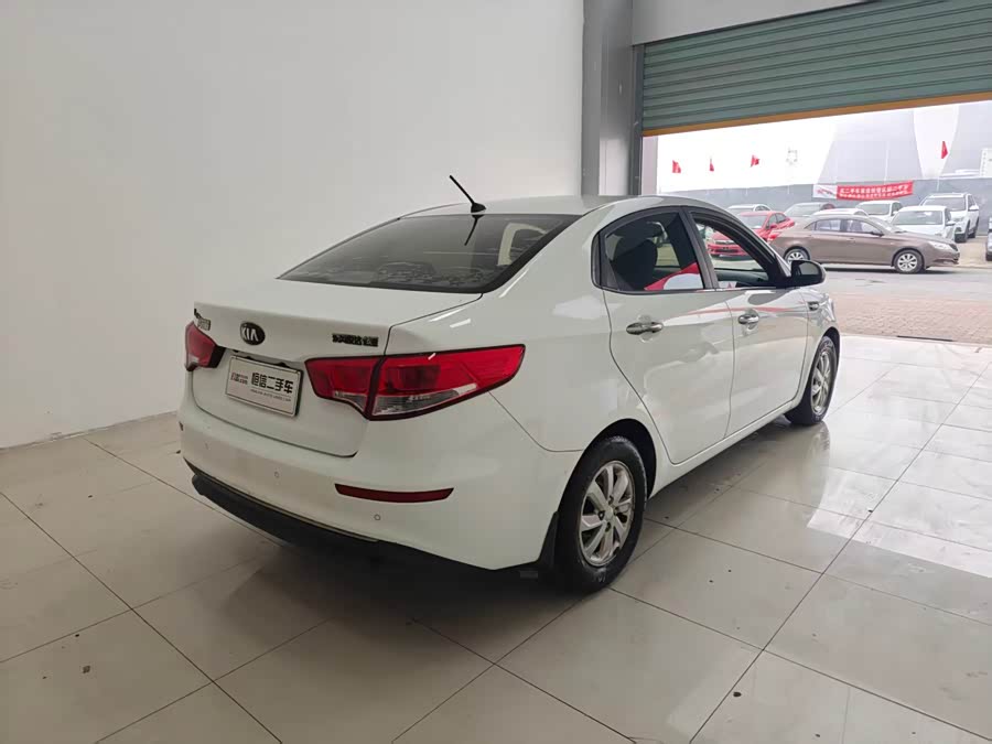 起亚 起亚K2 2014 汽车图片 #16