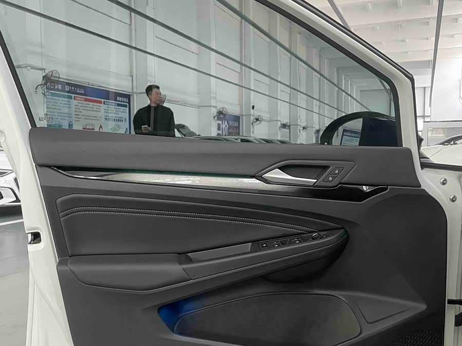 Volkswagen Golf 2021 #16 Volkswagen Golf 2021 car image #16
