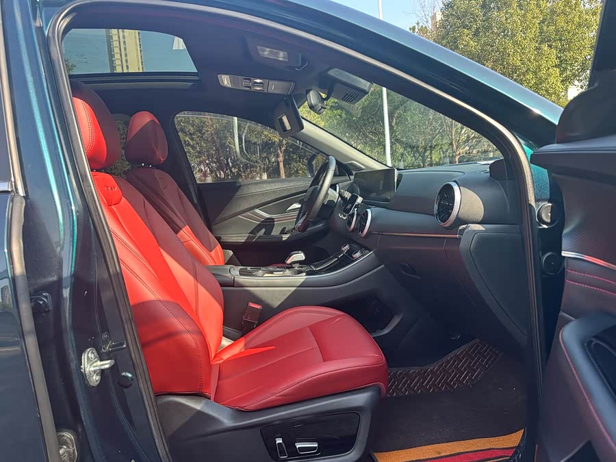 Forthing T5 EVO 2021 car image #16