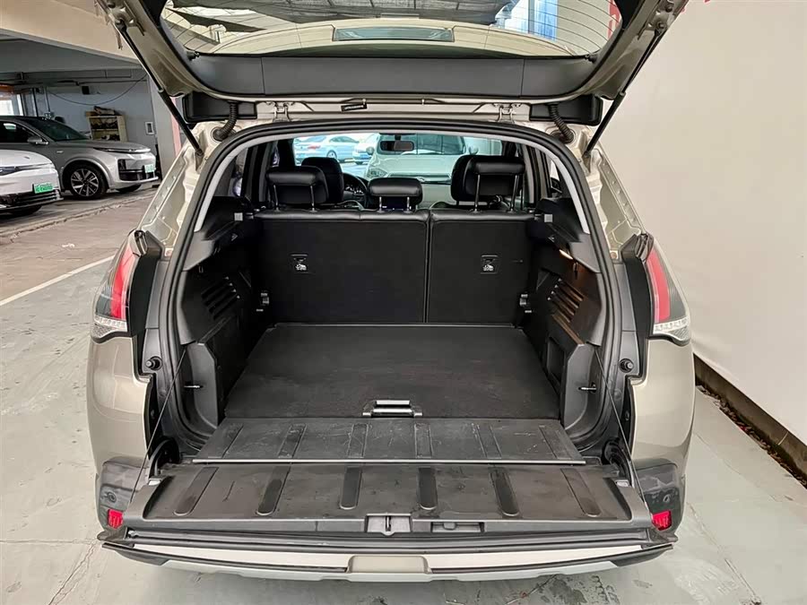 Peugeot 3008 2017 car image #16