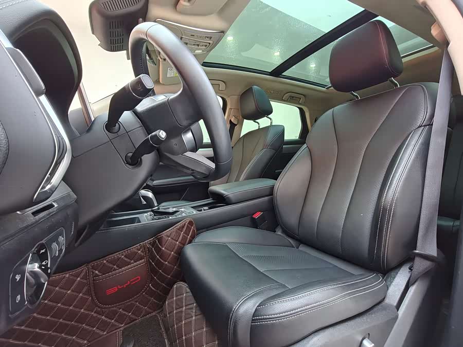 BYD Tang 2018 #16 BYD Tang 2018 car image #16