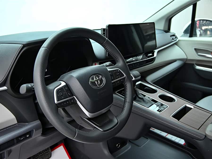 丰田 赛那SIENNA 2025 #16 丰田 赛那SIENNA 2025 汽车图片 #16