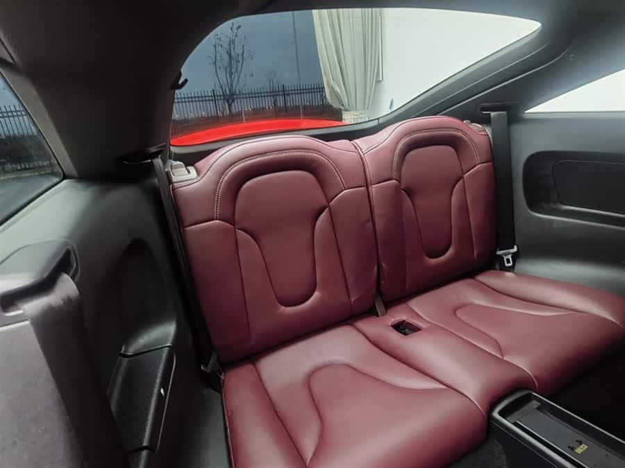 Audi TT 2012 car image #16