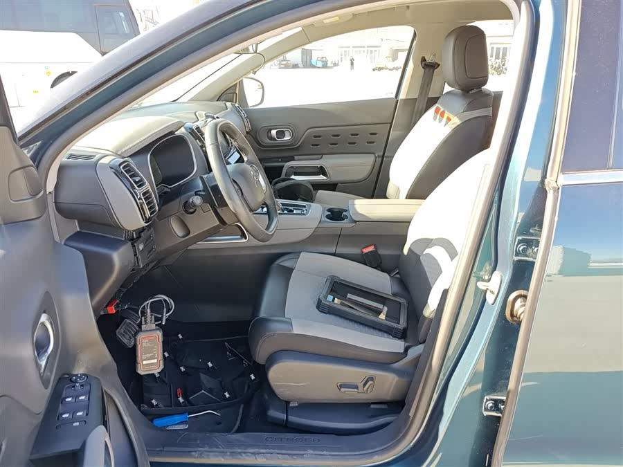 Citroen C5 AIRCROSS 2018 car image #16